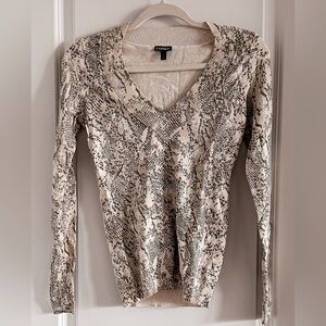 Express Snake Print Beige and Black V-Neck Sweater - Size XS